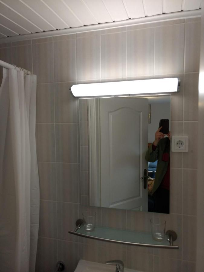 Ruhige, Gemuetliche 1-Zimmer Gartenwohnung Fuer 2 Erwachsene Lübeck Buitenkant foto