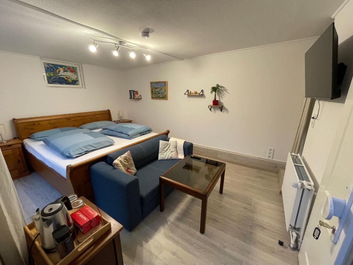 Ruhige, Gemuetliche 1-Zimmer Gartenwohnung Fuer 2 Erwachsene Lübeck Buitenkant foto