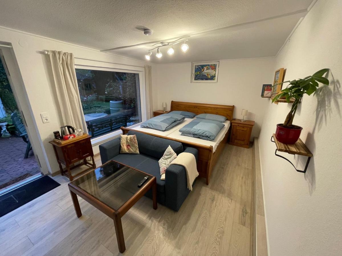 Ruhige, Gemuetliche 1-Zimmer Gartenwohnung Fuer 2 Erwachsene Lübeck Buitenkant foto