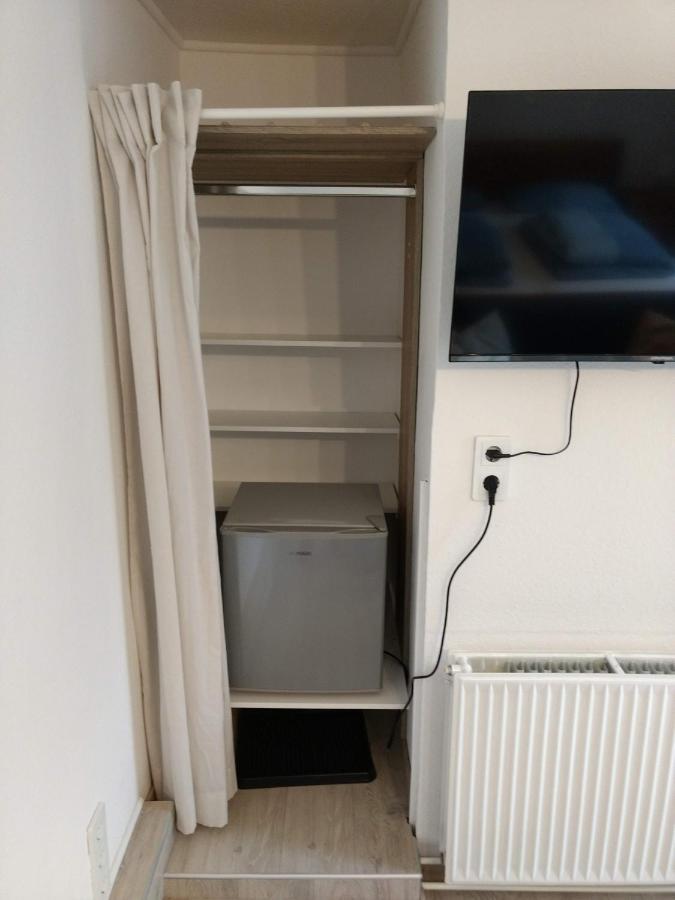 Ruhige, Gemuetliche 1-Zimmer Gartenwohnung Fuer 2 Erwachsene Lübeck Buitenkant foto