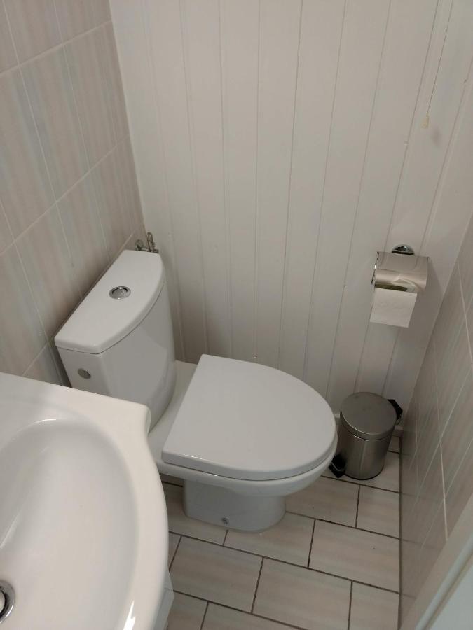 Ruhige, Gemuetliche 1-Zimmer Gartenwohnung Fuer 2 Erwachsene Lübeck Buitenkant foto